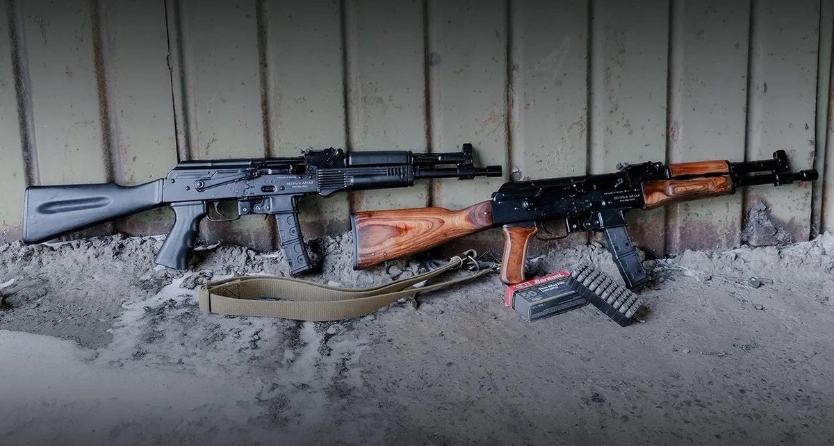 1. У Молот-Оружие вышел ВПО-289, карабин под калибр 9x22 Алтай. Этот патрон — новый аналог пистолетного 9х19мм, для владения им не нужен стаж на нарезное оружие.

Далее напишу мнение о перспективах новинки.

Ретвит и лайк, чтобы оружейная тема в Твиттере развивалась