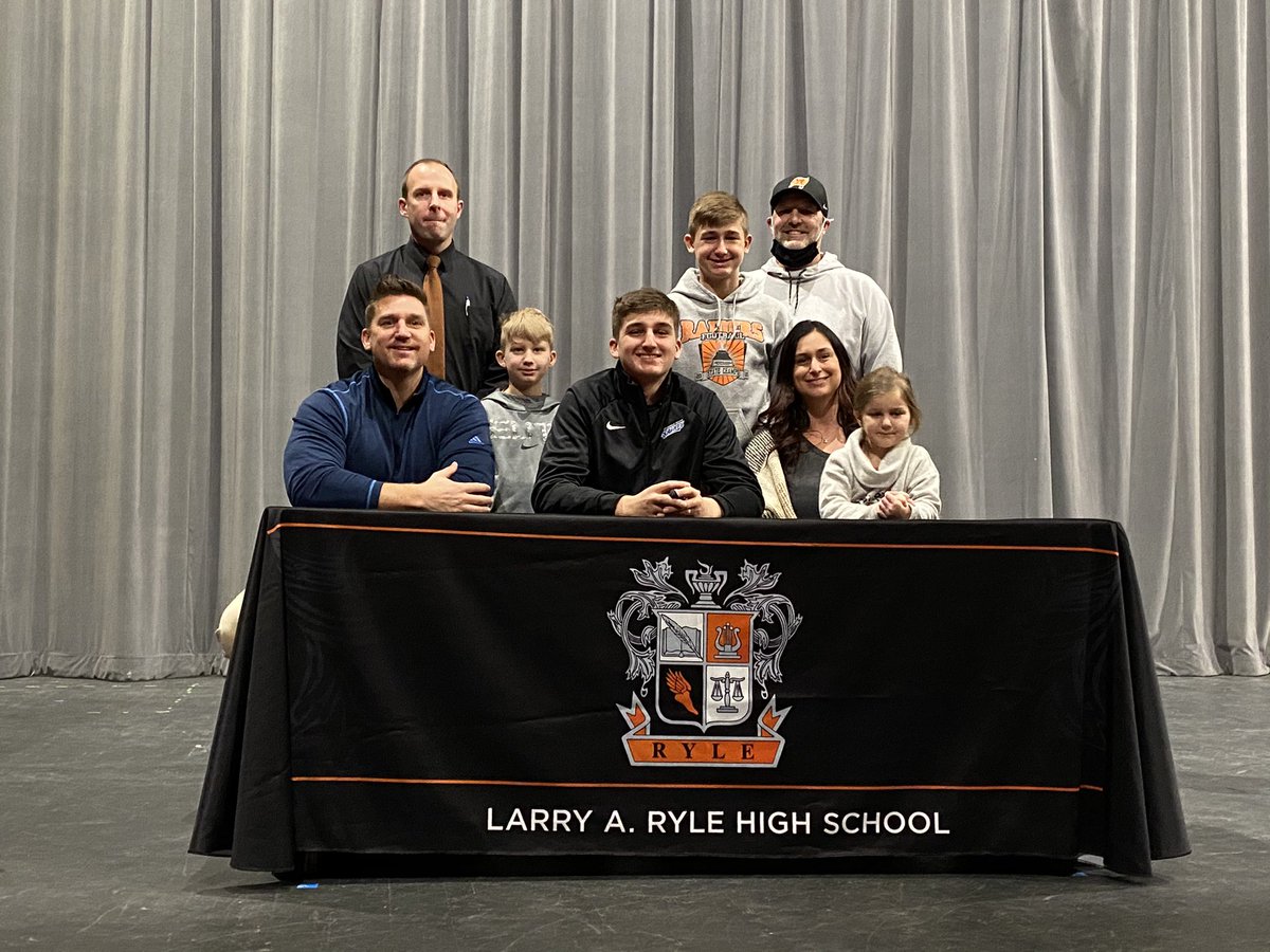 Ryle Football tweet media