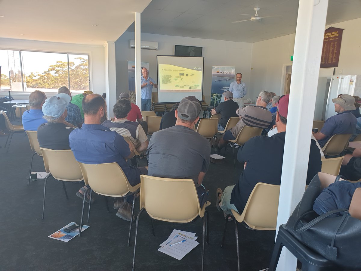 EPCBHLimited's tweet image. Board Member Len Kelsh opening our Grower Update at #poochera Wednesday. Thank you all for coming to hear about this opportunity for farmers and Eyre Peninsula. We had a great crowd. #epag 
Further meetings: 
Cleve Sports Club Thurs 18th 10am
Tumby Hotel Thurs 18th 3pm
