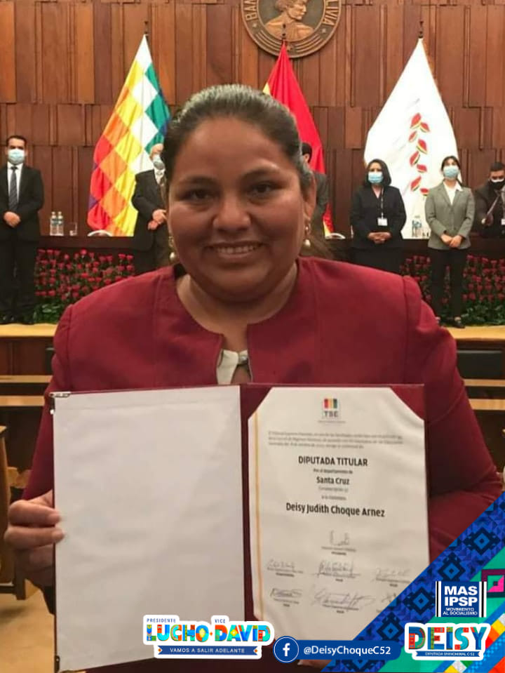 Deysi Choque:"When I received my credential my eyes filled with tears, because one year after winning the candidacy with charges on my back and 10 months in prison, I was filled with pride for not having betrayed my people or escaped from the dictatorship that I had to live."