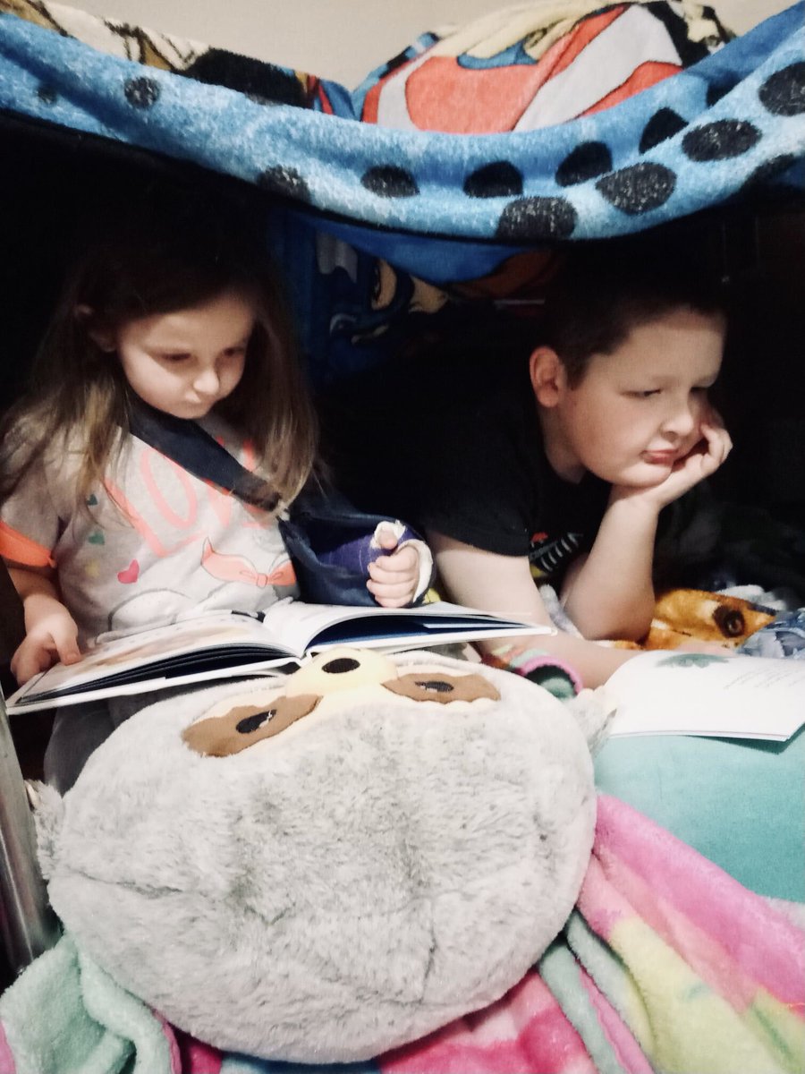 Reading Rocks! @ McGregor Day 2: “Build a Fort - Read @ Home!” Our McGregor Tigers found time between Zoom sessions to build creative forts out of household items and enjoy some laid back, casual reading! #SPSreads #ReadingChallenge #EveryLearnerEveryDay