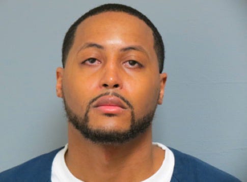 Indulge me in a  #thread for a quick story...This is Kenneth Nixon.He's 34. A father of two. He's been in a Michigan prison since 2005.1/x