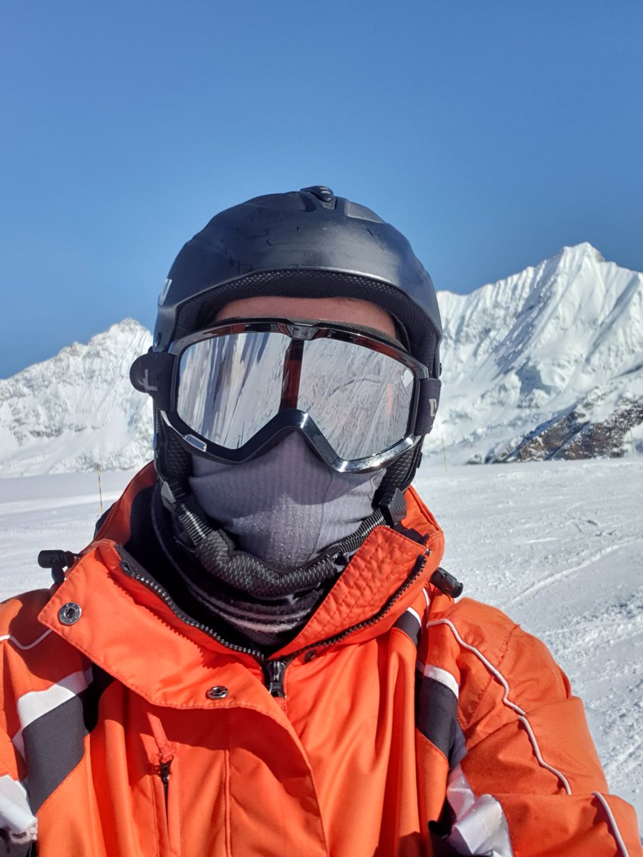 Ein Corona-Alien in den Schweizer Alpen!