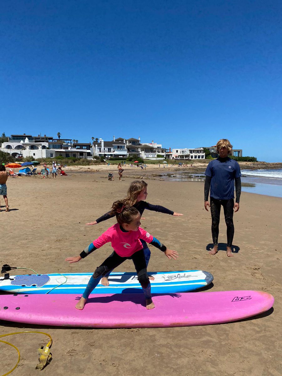 Cautivos de la libertad y adrenalina que implica depender de habilidades y ganas de divertirse aprendiendo, el surf gana adeptos cada día, mejorando la performance de los entusiastas practicantes.

quehacemoshoy.com.uy/todos-a-surfea…