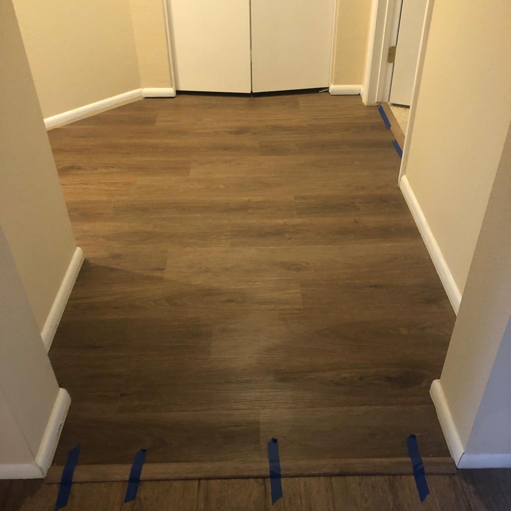 InteriorsNative's tweet image. Wow! Check out how this install from January turned out. This is a project we did out in Sun City, Arizona! We store up the existing carpet and installed about 450 feet of our Endura Plus (color: Boardwalk). We love the dark browns in this flooring and how it looks installed.