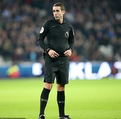*THREAD*Referee for Wolves v Leeds on Friday. Sorry for the delay, been struggling with a migraine since Sat and didn't fancy staring at a screen for any length of time. David Coote will be taking charge of his 3rd Leeds game of the season, the first two both losses.  #lufc