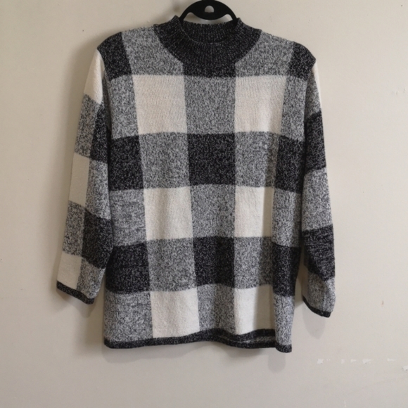 sunshynes's tweet image. So good I had to share! Check out all the items I'm loving on @Poshmarkapp #poshmark #fashion #style #shopmycloset #forever21 #alia #joefresh: posh.mk/ByQTsWyzXdb