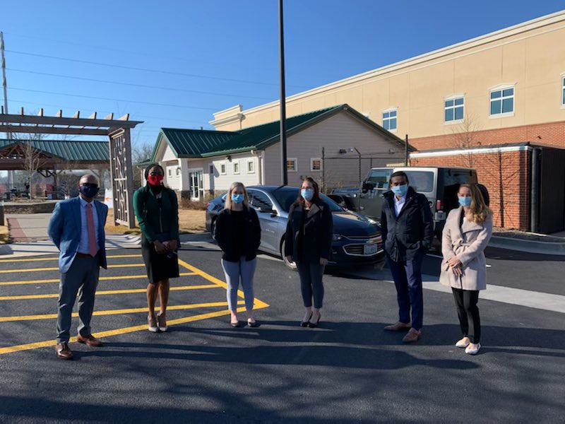 GloriaJCVS's tweet photo. Great day of learning & visiting with our SVP @KoladyCVS in Atlanta! It was great to see the purposeful work our teams are doing in the community and inside our stores. #InStoreCovax #GoodSamaritan #DeltaB2B #ATL #CVSHealth @DavidSanfordCVS @CVSNik @Kailly_B @RolandArchibal2 https://t.co/8NLaCns0hh