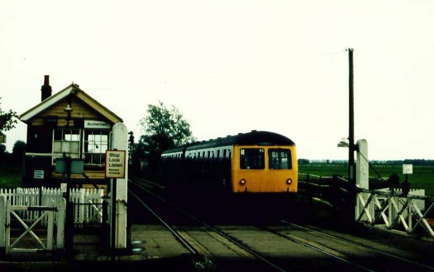 seuneke's tweet image. From my archives Class 105 passing Buckenham Station @wherryline @greateranglia #signalboxes #buckenham #class105