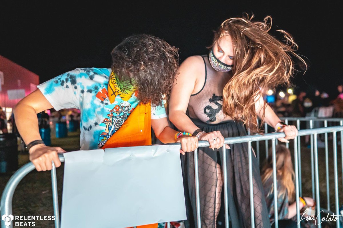 kyleekiwi's tweet photo. Headbangers 4 life 🔥 missed you rails🥲 https://t.co/xmZfTvTGsC