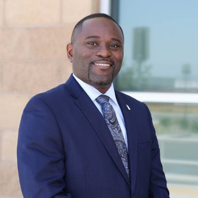 This week’s Community Spotlight shines on <a href="/Ty_Liddell/">Ty Liddell</a>! As President of the @ValVerdeUSD School Board and a high school teacher, Mr. Liddell is dedicating his efforts to providing students with high level educational opportunities. We appreciate you!