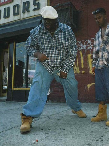 BAR BATTLE: Hov vs Biggie(interactions appreciated)all polls found below