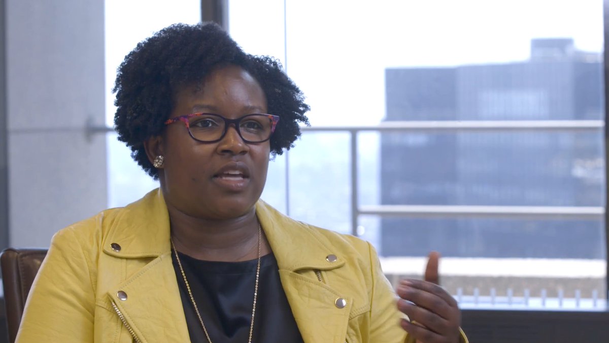 DiscoverAudit's tweet photo. What can you learn from Udanda Clark, Partner at @EY_US? Acknowledge when you need a little help and lean on the people around you for support. See what other advice Udanda has for #FutureAuditors: https://t.co/8dGYLwYA17 https://t.co/hNZpA7sscw