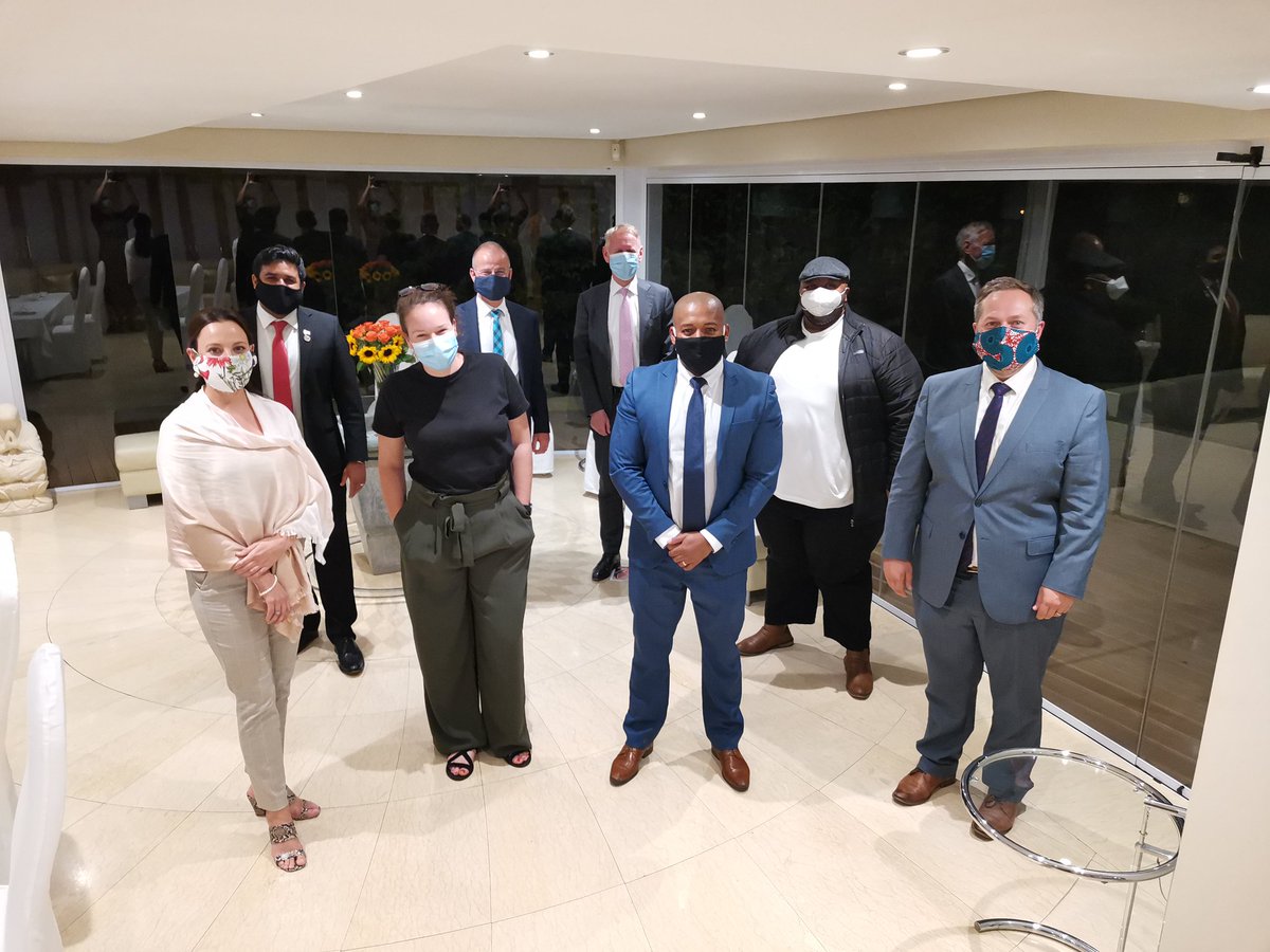 Fascinating discussions this evening with colleagues across the politcial spectrum at the Annual Change Makers Dinner of the Kingdom of the <a href="/NLinSouthAfrica/">Netherlands in SA</a>. Thanks to the Dutch Ambassador @HanPetersSA and Consul-General <a href="/smesserschmidt/">Sebastiaan Messerschmidt NL 🇳🇱 CG Vancouver 🇨🇦</a> for hosting this intimate engagement