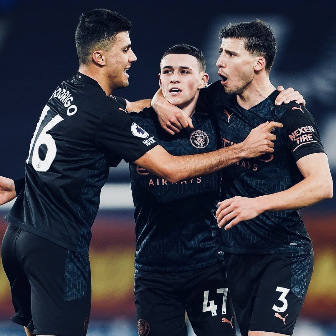 PhilFoden's tweet photo. Proud to part of this team!! https://t.co/dxd54gEiVe