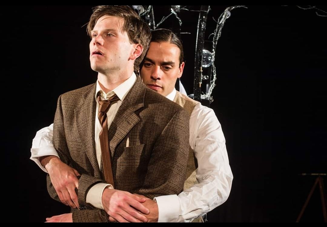 AngharadLee's tweet photo. Celebrating #LGBTHM21 with @TheWritersGuild so am sharing and nominating #ToKillAMachine by the brilliant @PlaysWithActs
Pic is of @GwydionRhys as #Turing and @difficultstage taken by the late great @KeithMorrisAber
@scriptography https://t.co/k6U0mPSGHP
