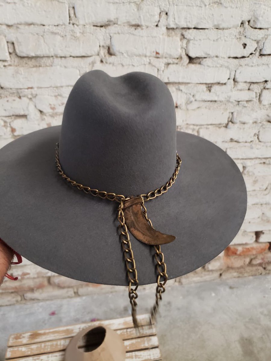 MoroHats's tweet photo. Sombreros personalizados, a tu medida, del color, diseño y estilo que más te guste. #morohats #sobreros #hechoenmexico #diseñomexicano https://t.co/jUAaiJTddb