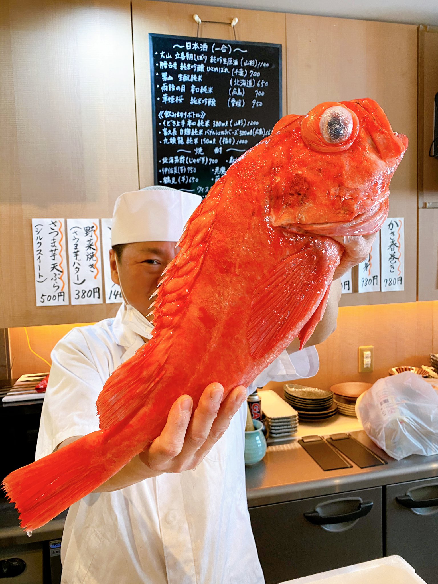 旬菜旬肴 和のか メヌケ アコウダイ でっけーの仕入れました 刺身 煮付け 兜煮 本日も16時オープンです 和のか 旬菜旬肴和のか 千葉和食 裏千葉 メヌケ アコウダイ T Co Yswhqhosdj Twitter