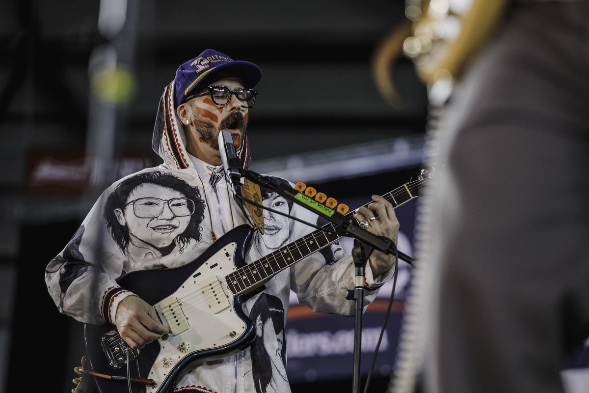 Following that powerful and humbling message, our friends in  @portugaltheman refocused the energy in the room, and reminded us that we must respond to injustice with our fists in the air, marching to the beat of our collective hearts.  #NotMeUs 4/13