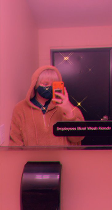 hi 💕 remember to wear your masks babies https://t.co/bblc5NujhF<a href="/tag/newprofilepic"class="tags"><span>#newprofilepic</span></a>