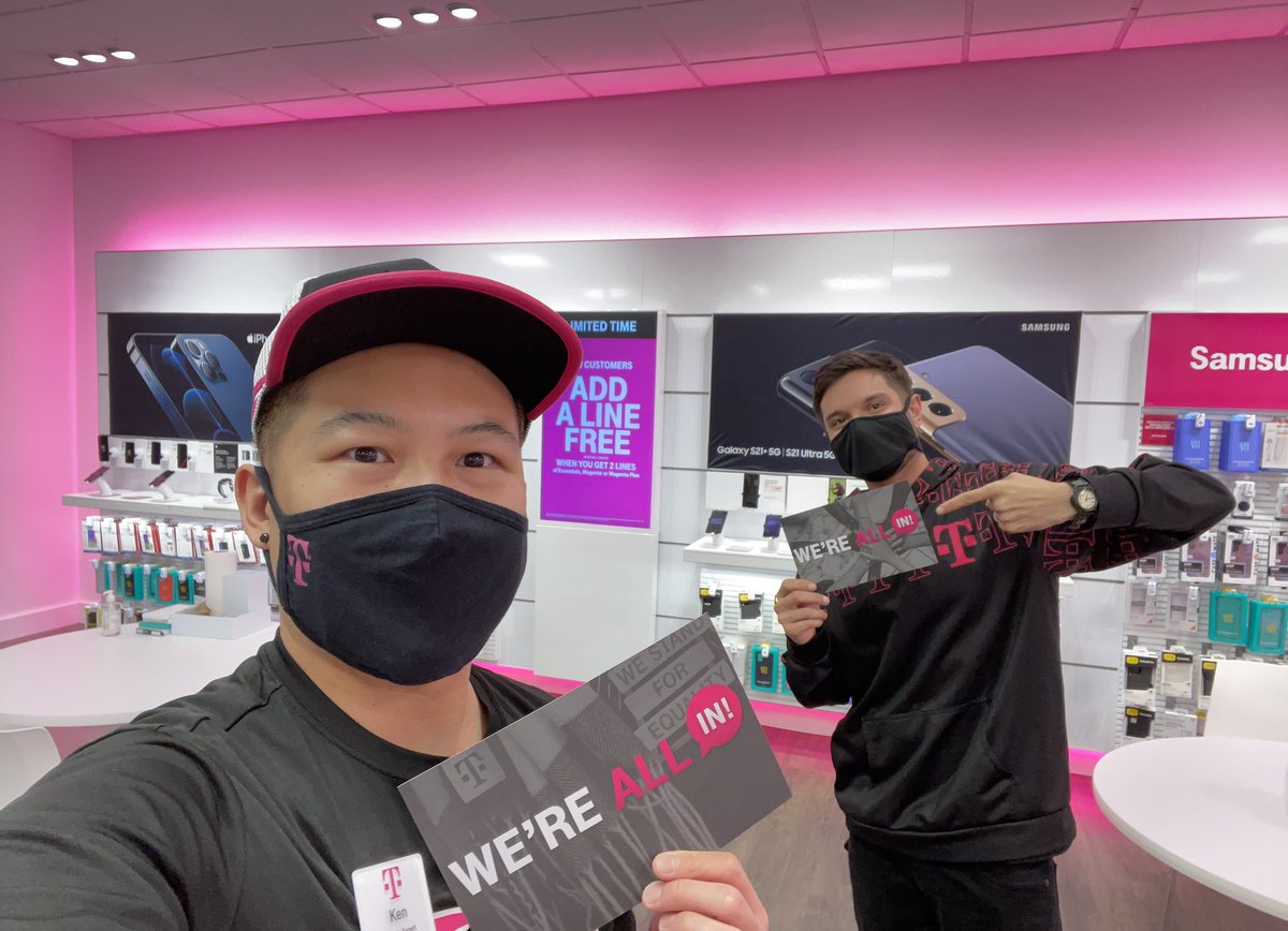 Another great day at The Branch. We’re ALL IN! <a href="/mrsallieroberts/">Allison Roberts</a> @OrlandoBeastDM <a href="/TMobile/">T-Mobile</a>
