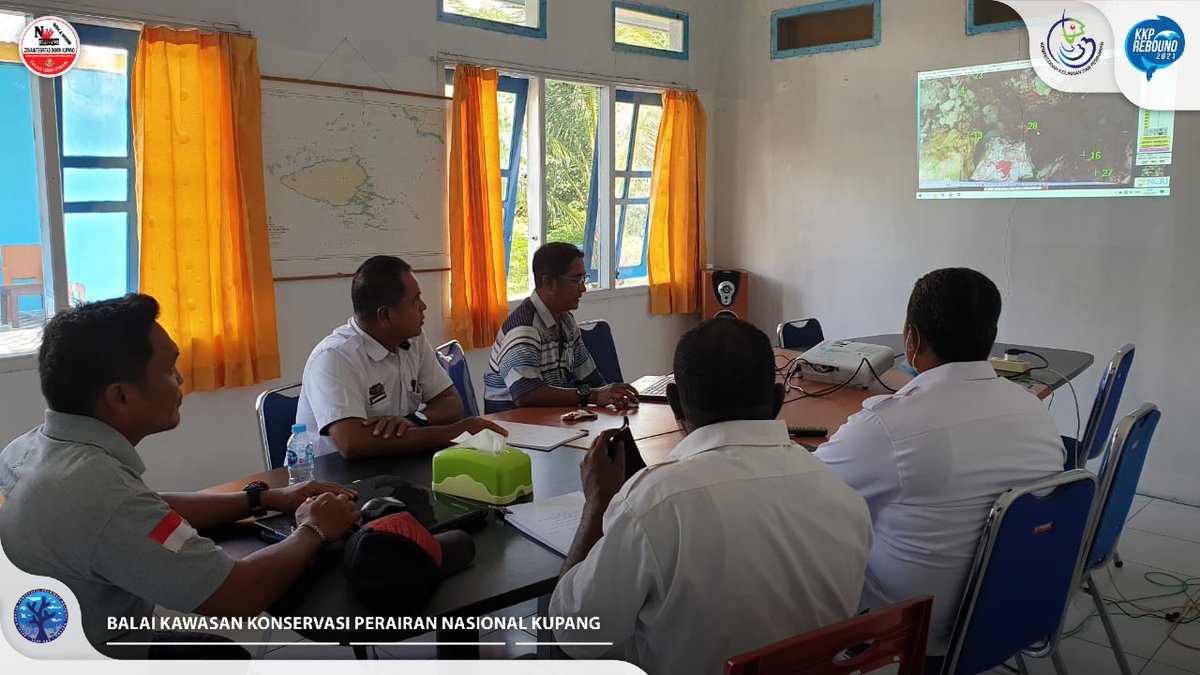 BalaiPK_kupang's tweet photo. Haii #SahabatBahari !!
#KegiatanBKKPN kemarin, melakukan Koordinasi Hasil Analisa Survey Detail Luas Kerusakan Karang akibat Kandasnya KM. Sabuk Nusantara bersama PSDKP Raja Ampat, Satker KKPN Raja Ampat dan DKP Raja Ampat.
#KKPRebound
#BijakMengelolaLaut
#BKKPNKupang
#LebeBae https://t.co/d1Oljd2IG6