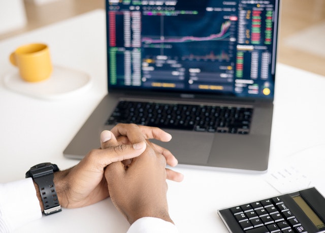 Dmj_dev's tweet photo. Top 4 Apps to Buy Foreign Stocks in Nigeria

A THREAD 🧵 https://t.co/QlmZKyposB