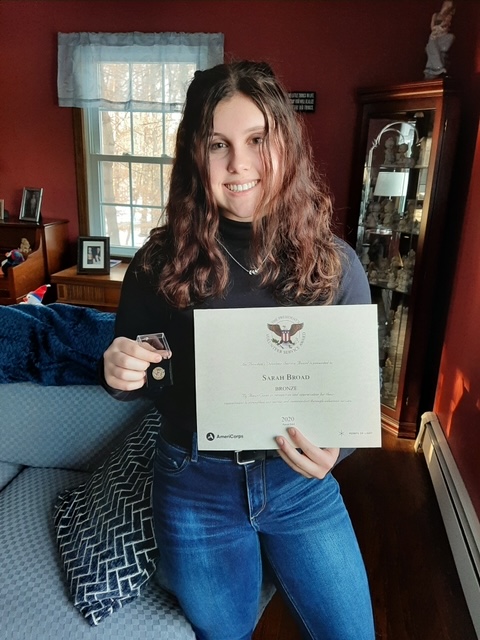 kriddleSHS's tweet photo. Congratulations to Sarah Broad who was awarded the Presidential Service Award for her countless volunteer hours making blankets for critically ill kids We are so proud of you. https://t.co/Oy7hyaiep0