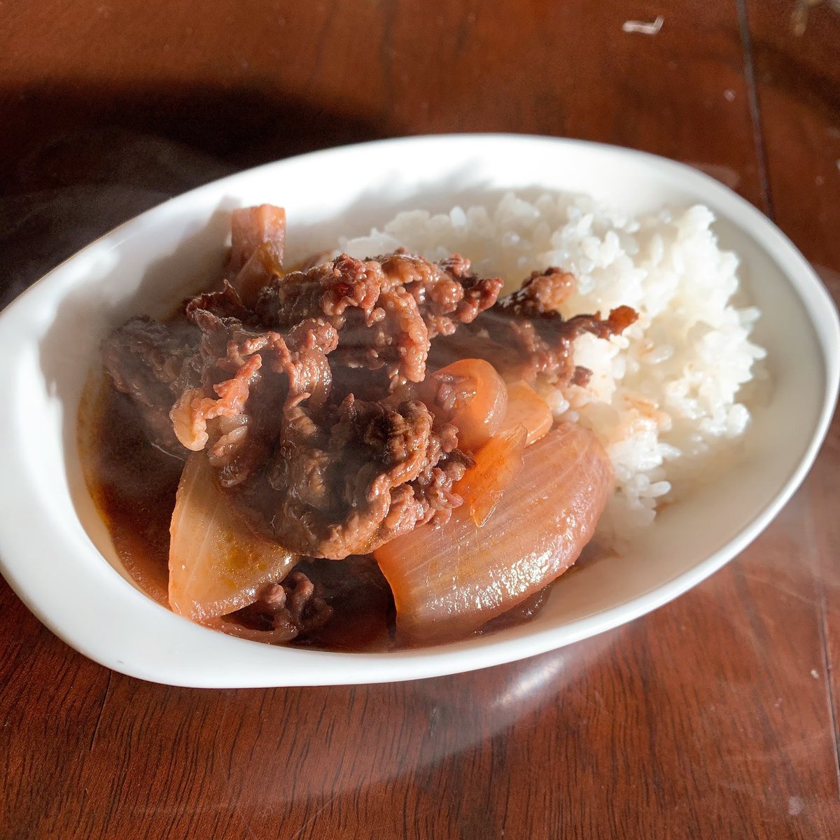 Panpy_channel's tweet photo. この前作ったビーフストロガノフがとても美味しそうに写真撮れました📸

今日も一日頑張りましょう💪🏻 https://t.co/JsgjHYIP8v