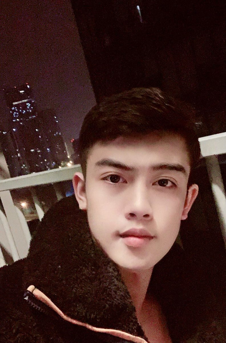 NhatKim13's tweet photo. Ngủ Ngon Và Mơ ThẬt Đẹp 🤔🤔🤔 
Bắt đầu công Việc Thật Tốt Nhé Cậu Bé https://t.co/MIRnkpG5aV