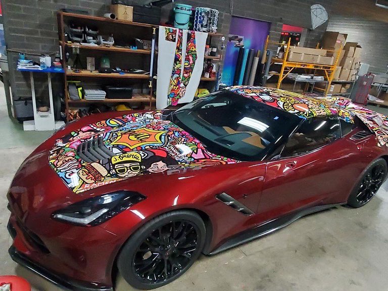 iamjpierce's tweet photo. . Sneak peek at the new J. Pierce Corvette art car!! Very thankful how far my art is taking me!! Still a long ways to go!! God is GREAT!! π¨π½βπ¨ππ½ππ½β€οΈππ¨ #jpierce #artbyjpierce #designer #artist #iamjpierce #jpierceart #jpierceoriginal #corvette #vette #c7 #corvettestingray https://t.co/uSZrl9OIR8