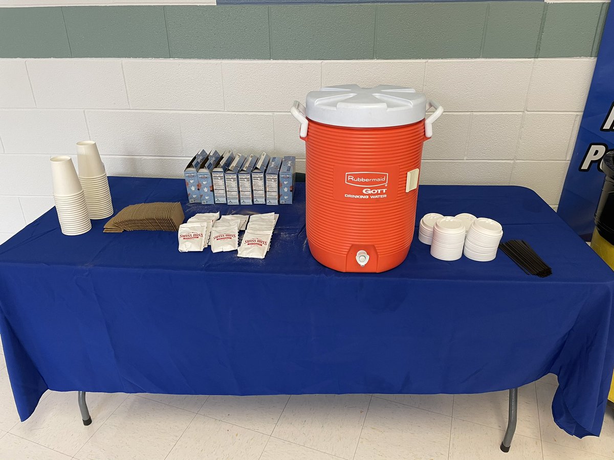 Water, Swiss Miss, marshmallows, Reddi-Wip, and chocolate syrup are all good by themselves; together they are GREAT, just like our staff!@D33Leman #bethelight #edu7325