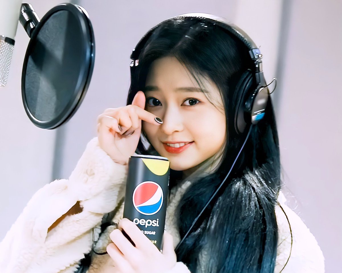 ᅠ
ᅠᅠ
ᅠ
ᅠ
ᅠ