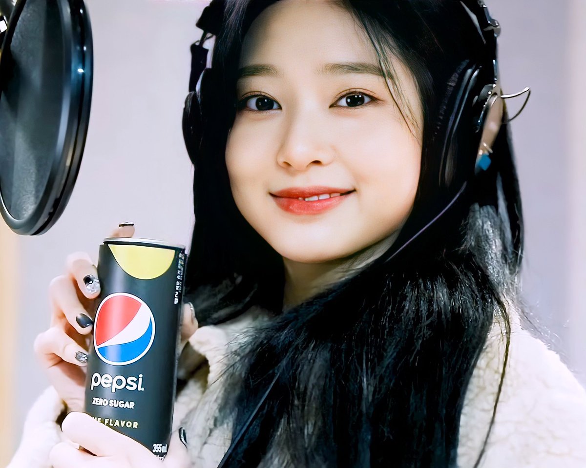 ᅠ
ᅠᅠ
ᅠ
ᅠ
ᅠ