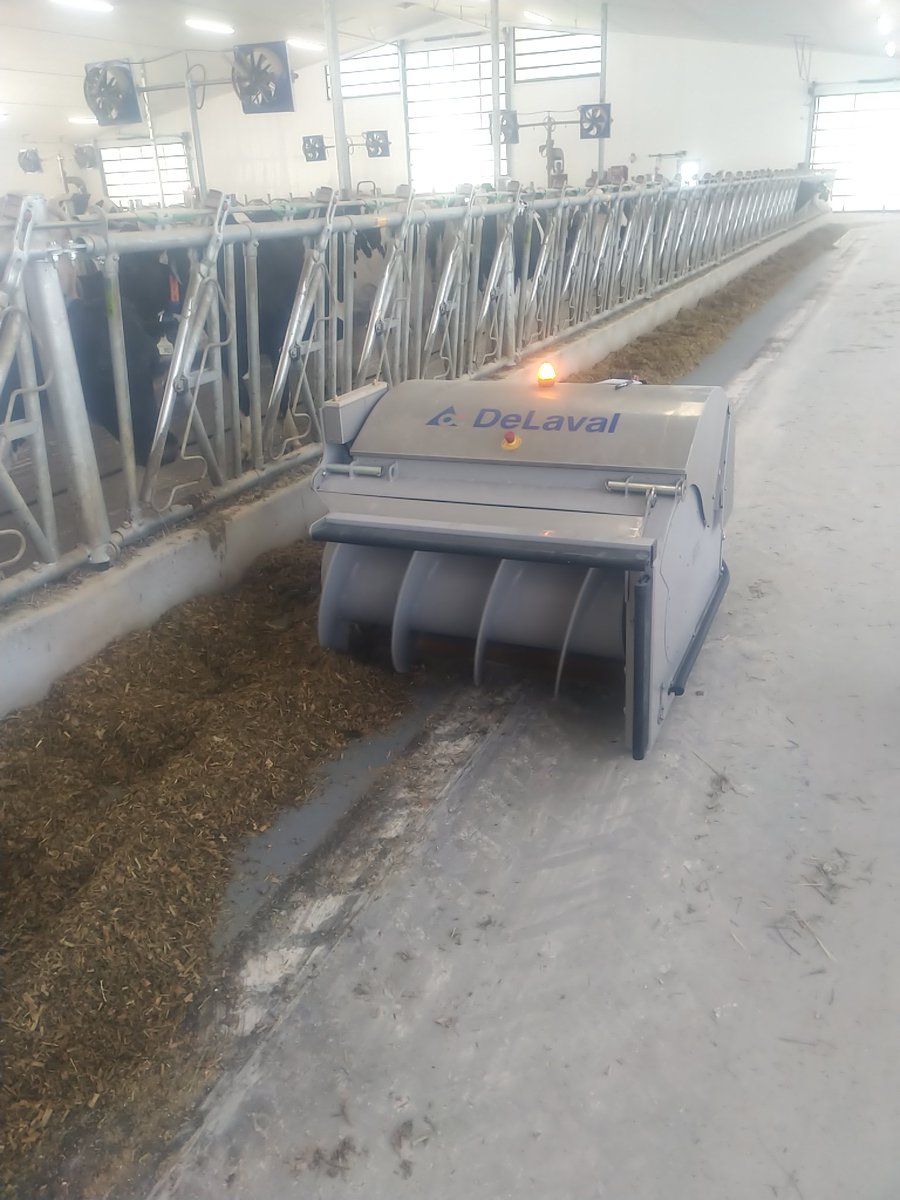 Another Delaval Optiduo doing it's job at Bosdale Farms!!