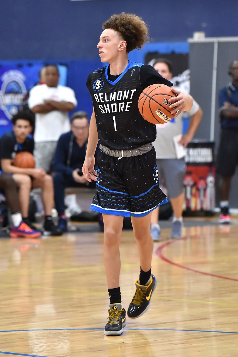 Unsigned 6-3 2021 scoring combo-G TJ Wainwright had big game tonight in US Basketball Academy's (OR) 92-89 win over Veritas Prep (CA): 24 pts &amp; 5 assists.  @nbnmagazine #98 in 2021 has heard from Mizzou, New Mexico, Wyoming &amp; UC-San Diego recently
<a href="/FCPPangos/">Fullcourt Press/ Pangos</a> <a href="/BallerTV/">BallerTV</a> <a href="/Vanshoops/">Van Coleman</a>