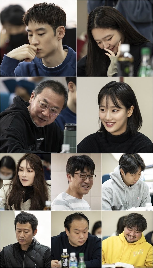 SBS drama <#TaxiDriver> script reading, broadcast on April 9.

#LeeJeHoon #ESom #KimEuiSung #LeeNaeun #ChaJiYeon #JangHyukJin #BaeYooRam #YooSeungMook #LeeHoChul #TaeHyangHo