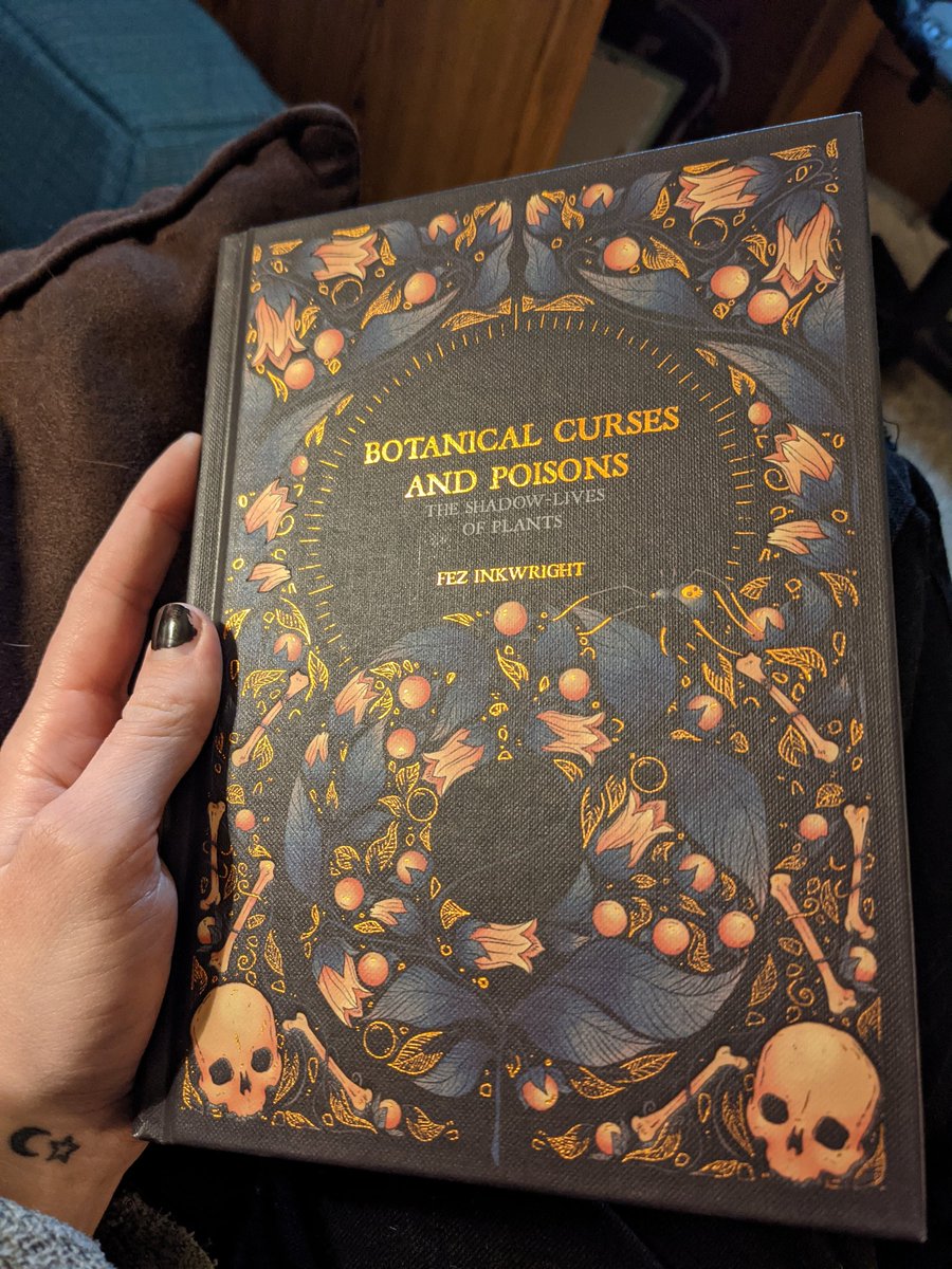 doitsuwastaken's tweet photo. The book I've had pre-ordered since June is here! @Rosdottir #botanicalcursesandpoisons #fezinkwright https://t.co/Q2GZkjLXFG