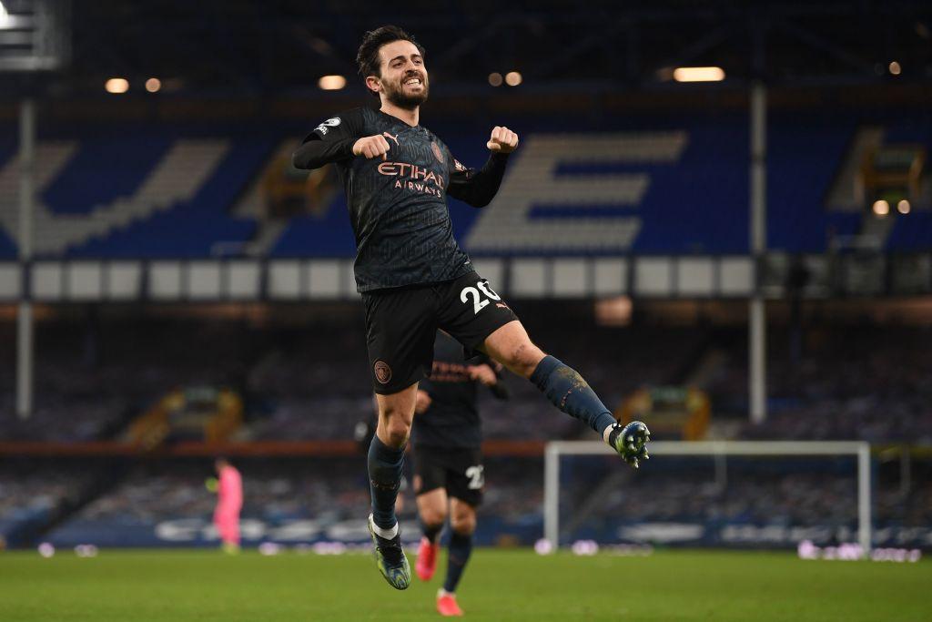 Man City have won their first 🔟 #PL matches in 2021, the longest-ever winning run by a team from the start of a calendar year in top-flight history

#EVEMCI