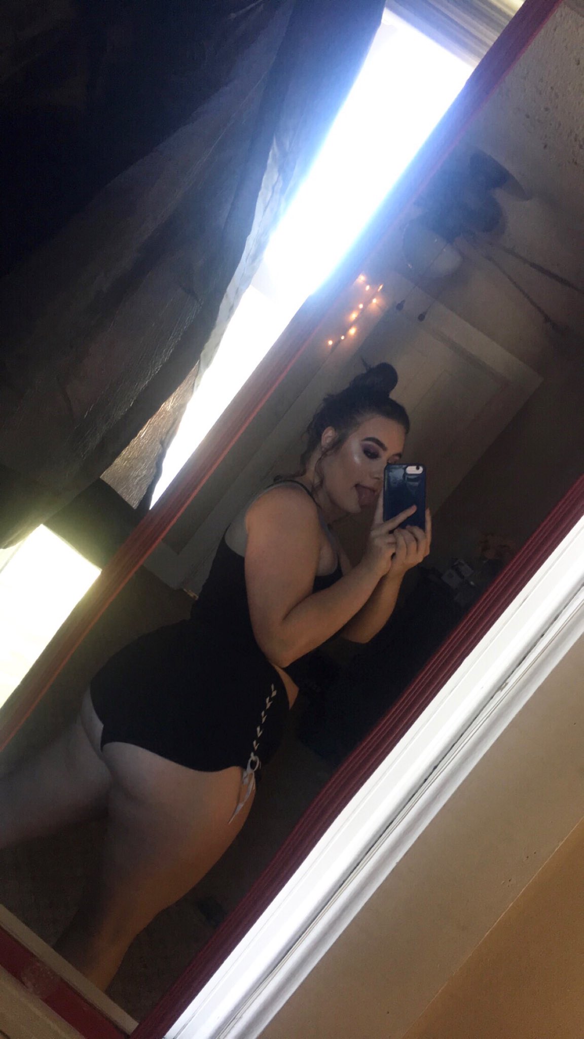 Skylar Paige on Twitter: "always posting new content on my only fans 🤪