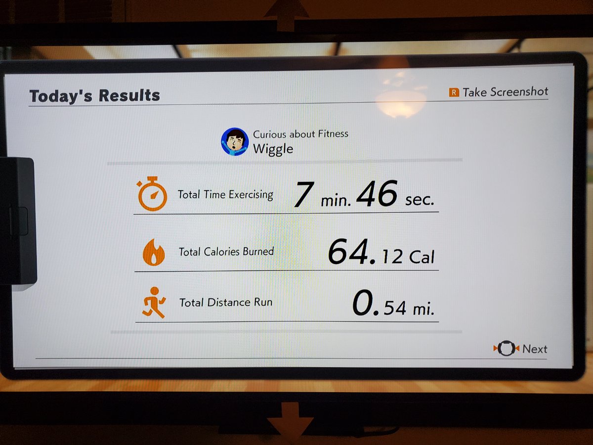 JumbocactuarX27's tweet photo. Tired and want to get other things done today but still got a good workout in. What kind of schedule should I be keeping with this game? Do I need to take a rest day every now and then? Should I get my average time up first? Questions are mounting. 
#Fitventure Day 7 https://t.co/ZMTR6eyp0y