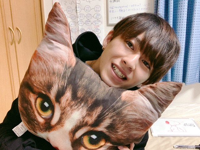 SHOWROOM_jp's tweet photo. 💖💖おすすめ配信者情報💖💖

💌本人からのメッセージ
第34回JUNON挑戦中の吉井優太です！
6月本戦に向けて毎日配信してます！
ぜひ、遊びに来てください！

 吉井優太 ルームはこちら👇
https://t.co/xsnUrozQRz https://t.co/spDq5w7IWp