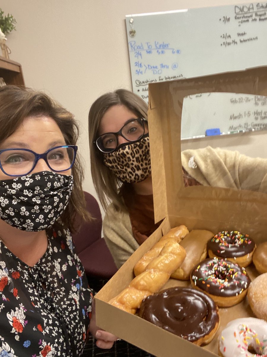 Feeling so thankful to the amazing fifth grade DVOA mom that brought our office staff some donut love today! ⁦<a href="/schubert_shelly/">Shelly Schubert</a>⁩