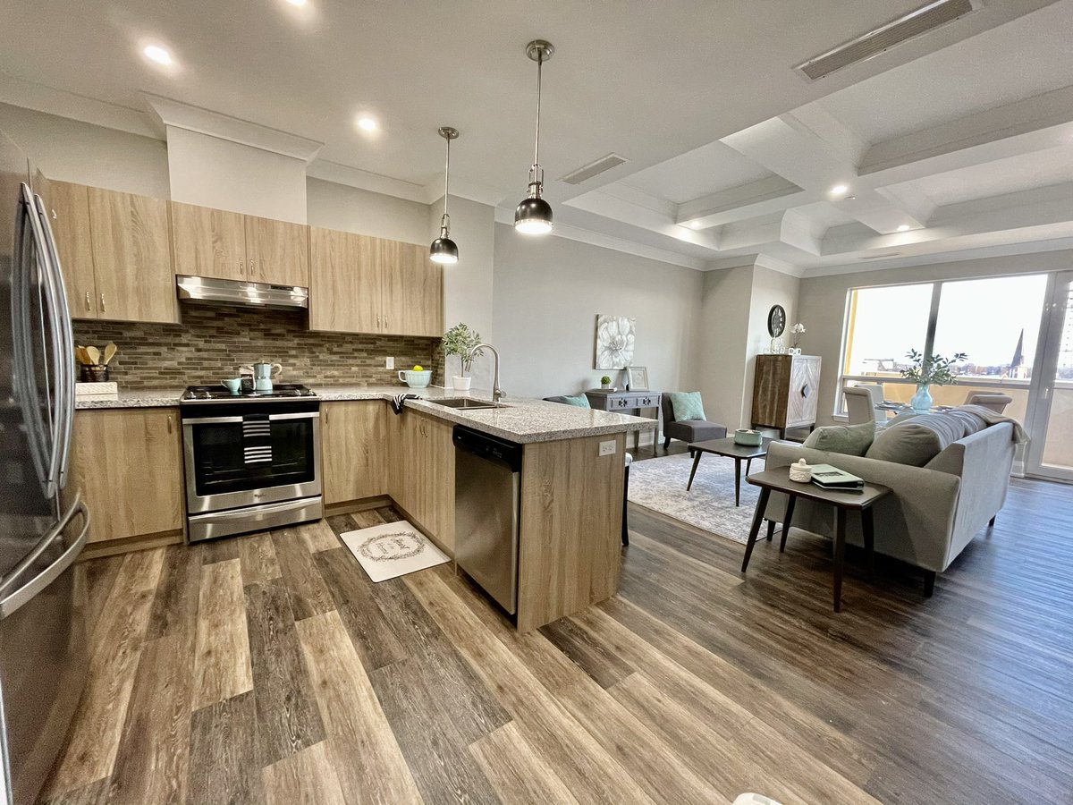 DimplesDecor's tweet photo. Downtown Chatham, Ontario Vacant Staging!  Sneak peek of The Boardwalk in the Thames apartments.  This was a fun project...the views are so stunning overlooking the top of Chatham which you really don’t see very often.  #dimplesdecor #vacantstaging #historicdowntownchatham https://t.co/Qf1iNu0GLe
