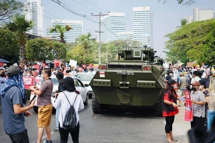 The Yangon folks warmly welcomed and supported, taking photos to the test driving armored personnel carriers which were for the comming  Armed Forces Day parade in Yangon.
Cd paing swam aung

WyL