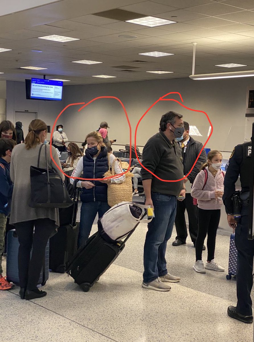 clarekelly007's tweet image. Ted Cruz &amp;amp; @heidiscruz boarding a flight to Cancun, while millions of Texans are freezing and without power.