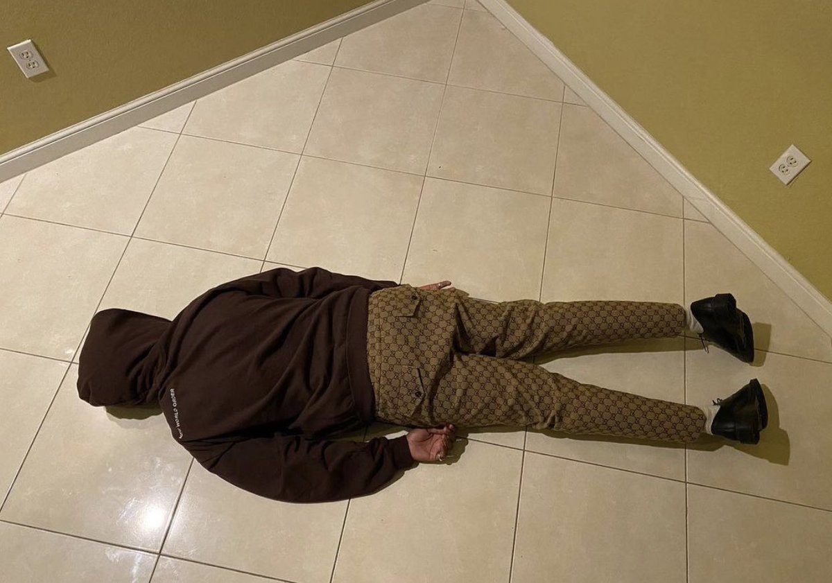 Back in the day niggas would put they jacket on the ground for they ladies to step on. But me im different