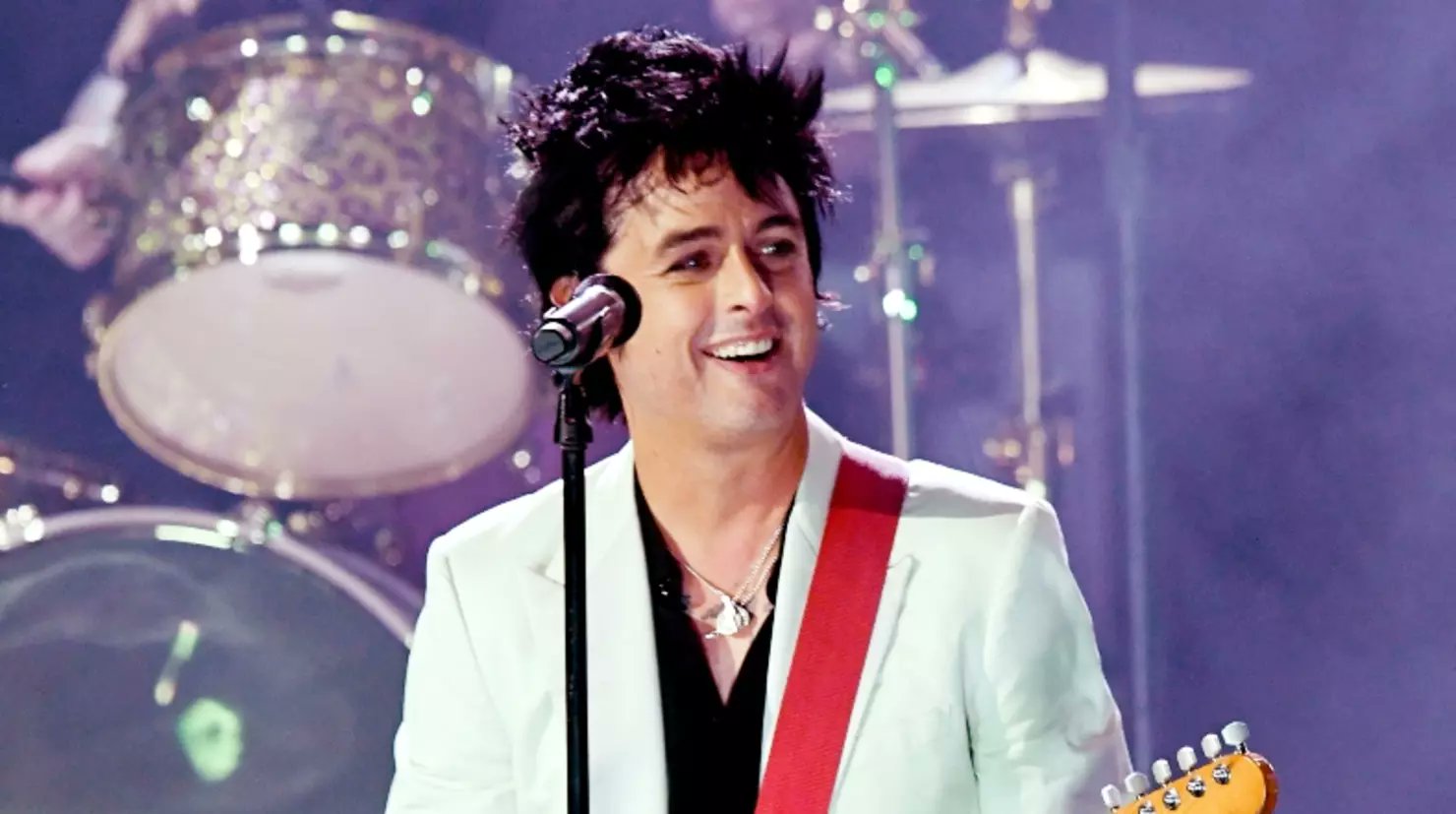 Happy 49th birthday to the legend himself billie joe armstrong  