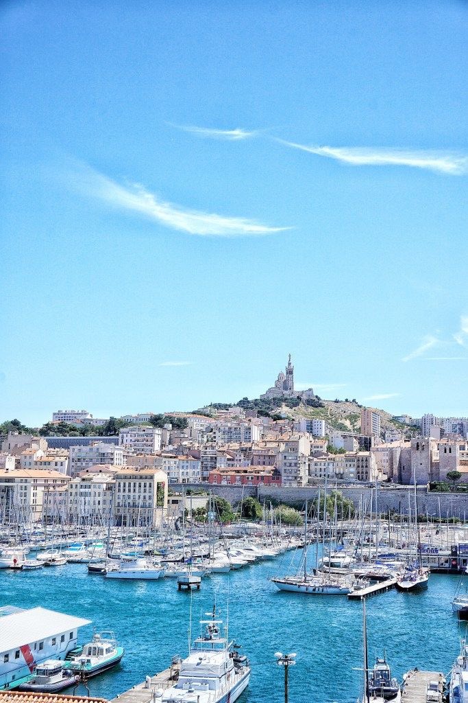 Marseille, France; song: Le Coeur Holiday
