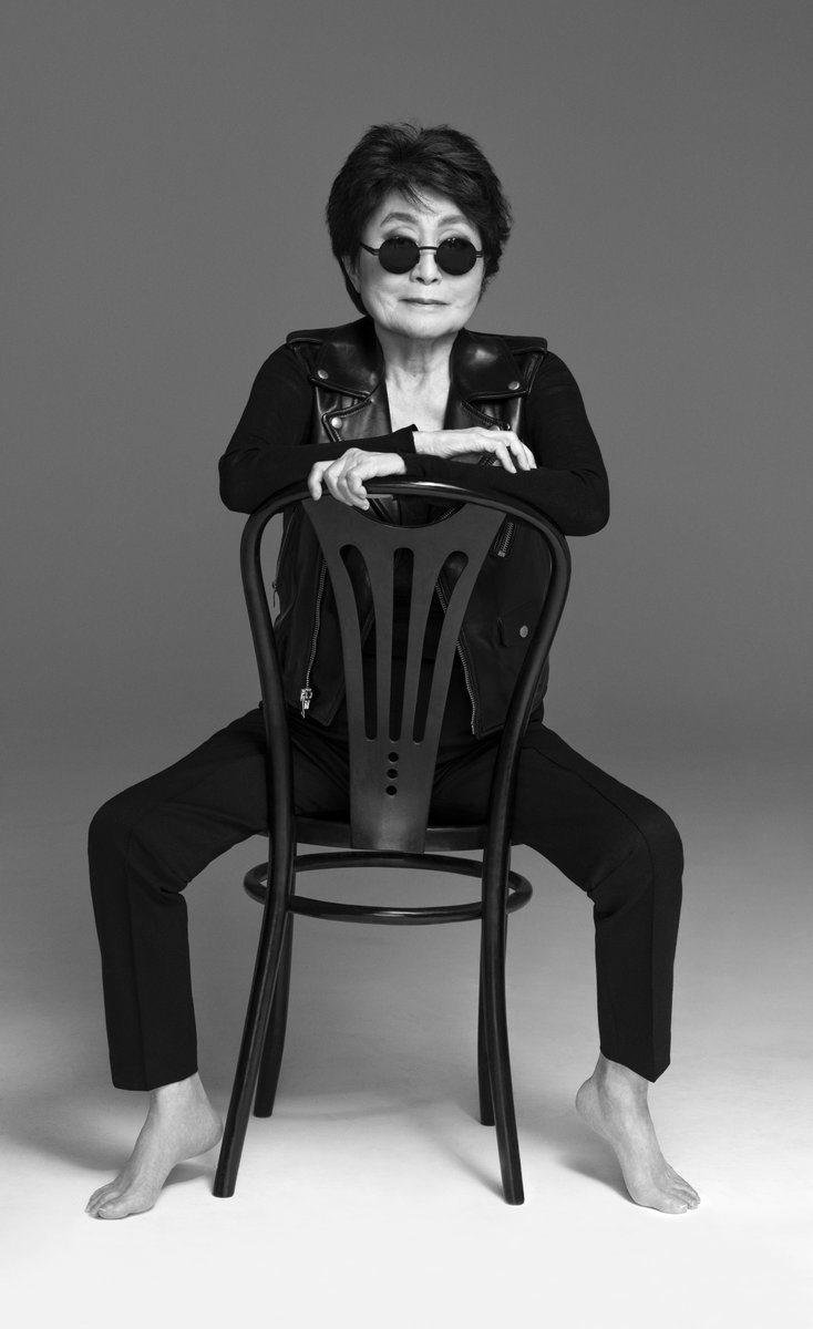 Вдова джона. Yoko Ono. Yoko Ono approximately Infinite Universe. Йоко оно 2022. Йоко оно.